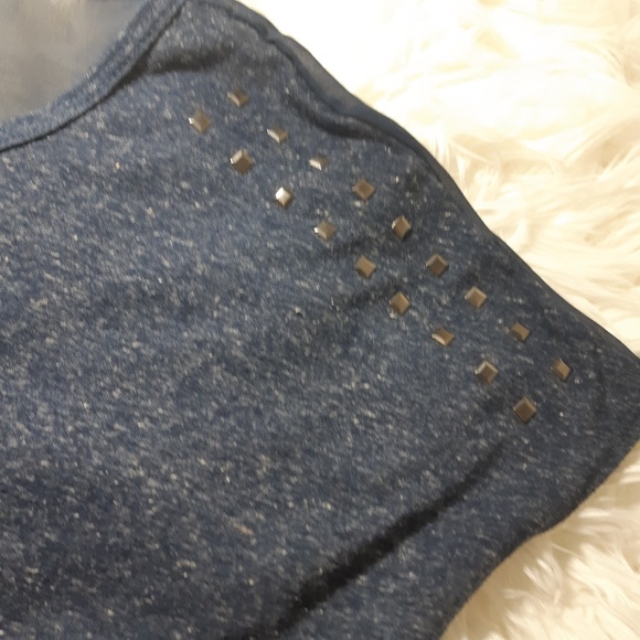 Blue Maurices Tee - Picture 4 of 7